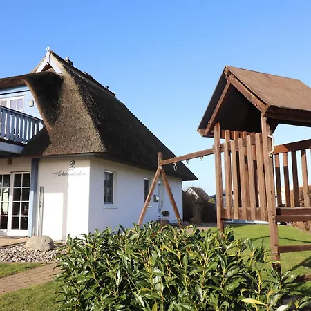 Achternkieker Holiday home *